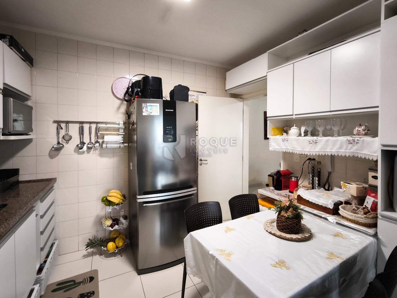 Apartamento à venda no bairro Centro: COZINHA