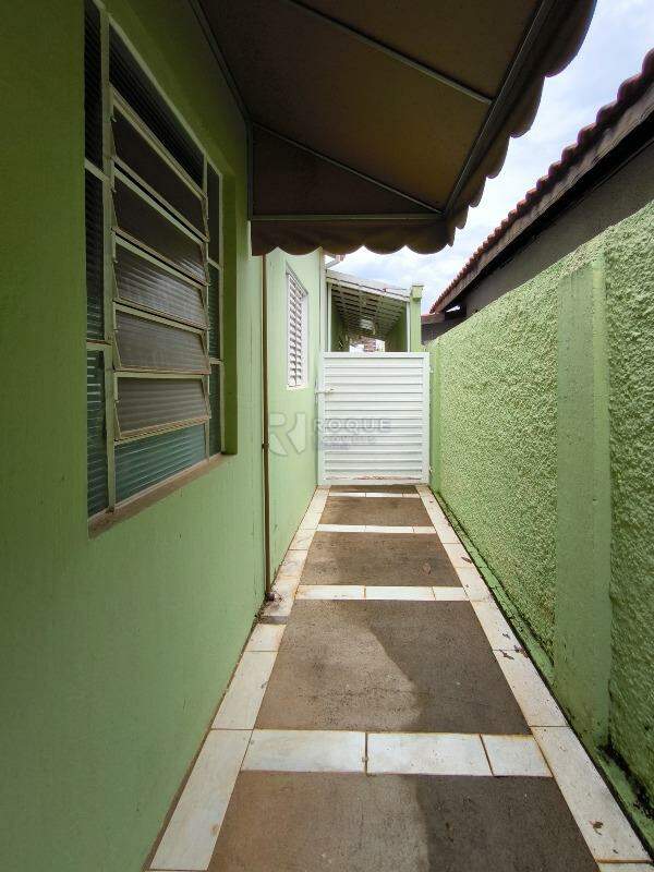 Casa Residencial à venda no bairro Vila São João: LATERAL EXTERNA