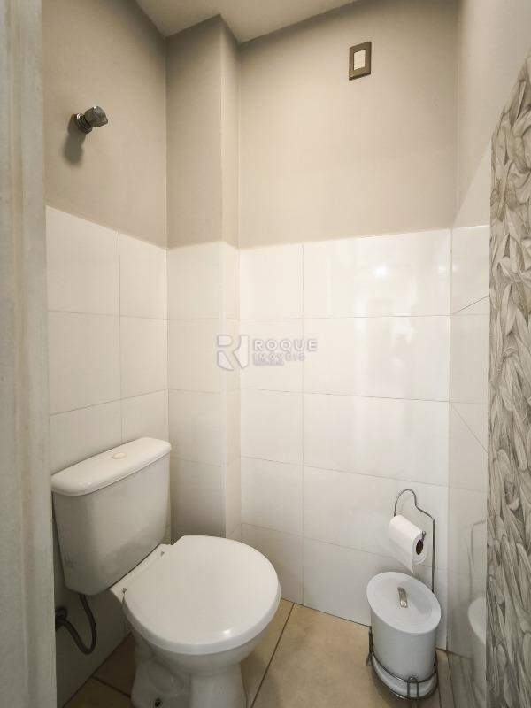 Apartamento à venda no bairro Centro: BANHEIRO DE SERVIÇO
