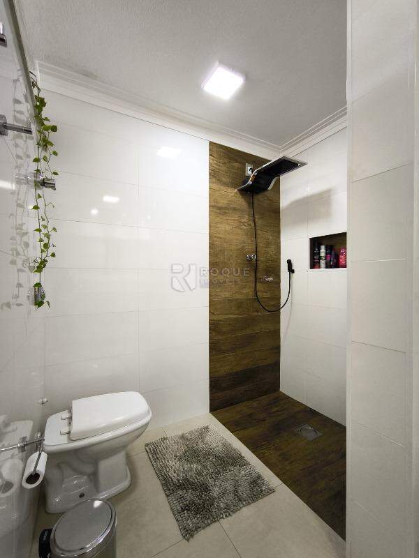 Apartamento à venda no bairro Centro: WC SUÍTE