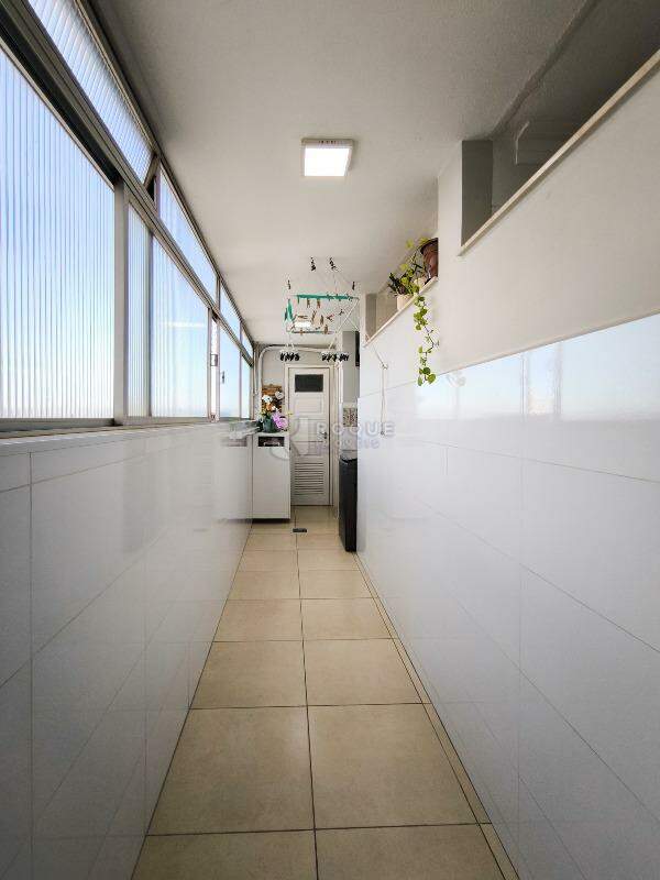 Apartamento à venda no bairro Centro: ÁREA DE SERVIÇO