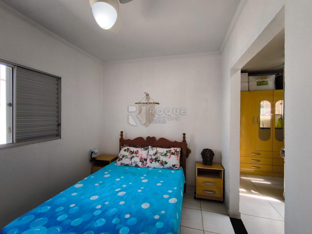 Casa Residencial à venda no bairro Jardim Residencial e Comercial Alto dos Laranjais: SUÍTE