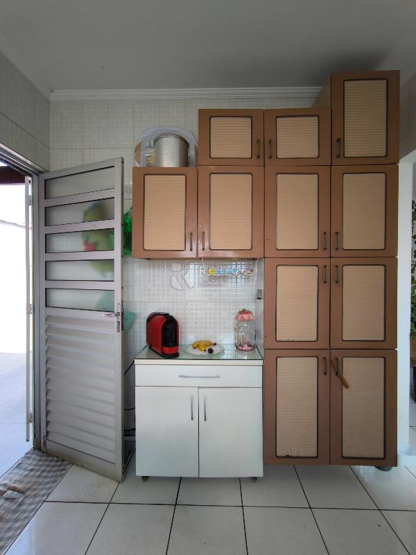 Casa Residencial à venda no bairro Jardim Residencial e Comercial Alto dos Laranjais: COZINHA