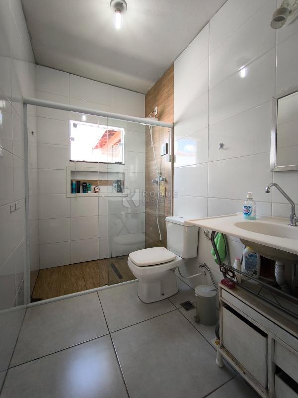 Casa Residencial à venda no bairro Jardim Residencial e Comercial Alto dos Laranjais: WC SUÍTE