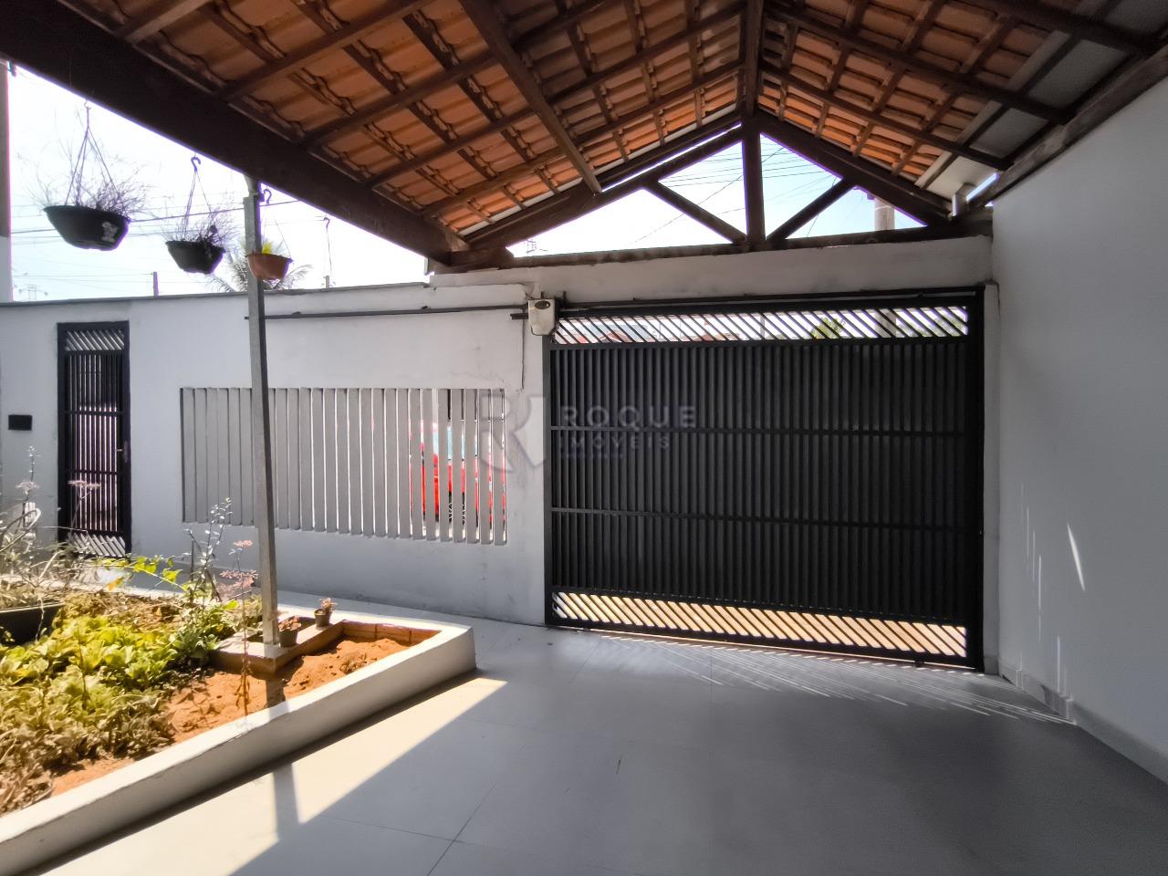 Casa Residencial à venda no bairro Jardim Residencial e Comercial Alto dos Laranjais: PORTÃO AUTOMÁTICO