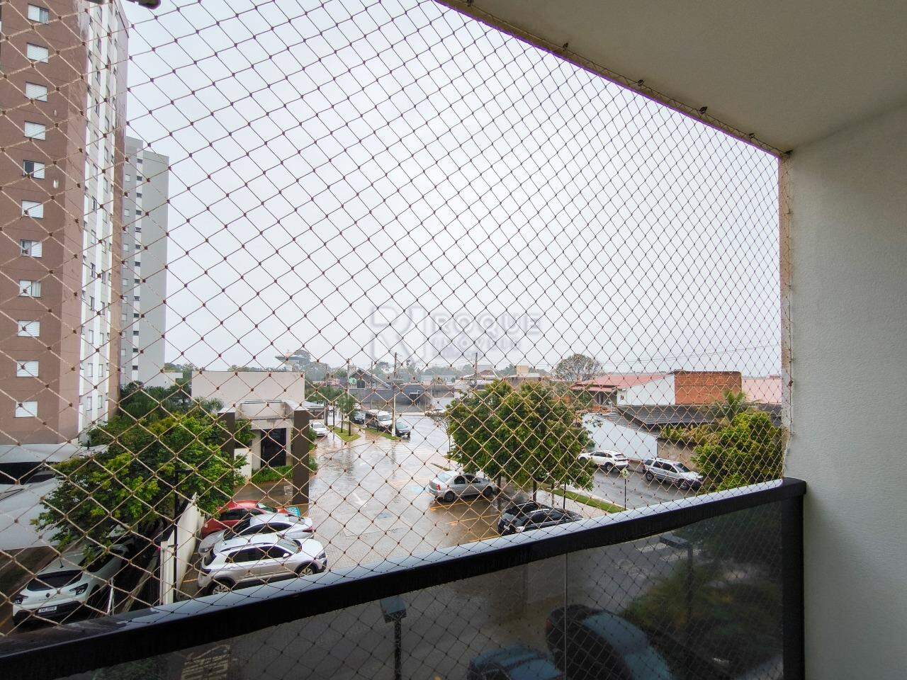Apartamento à venda no bairro Jardim Santa Adélia: VISTA PARCIAL
