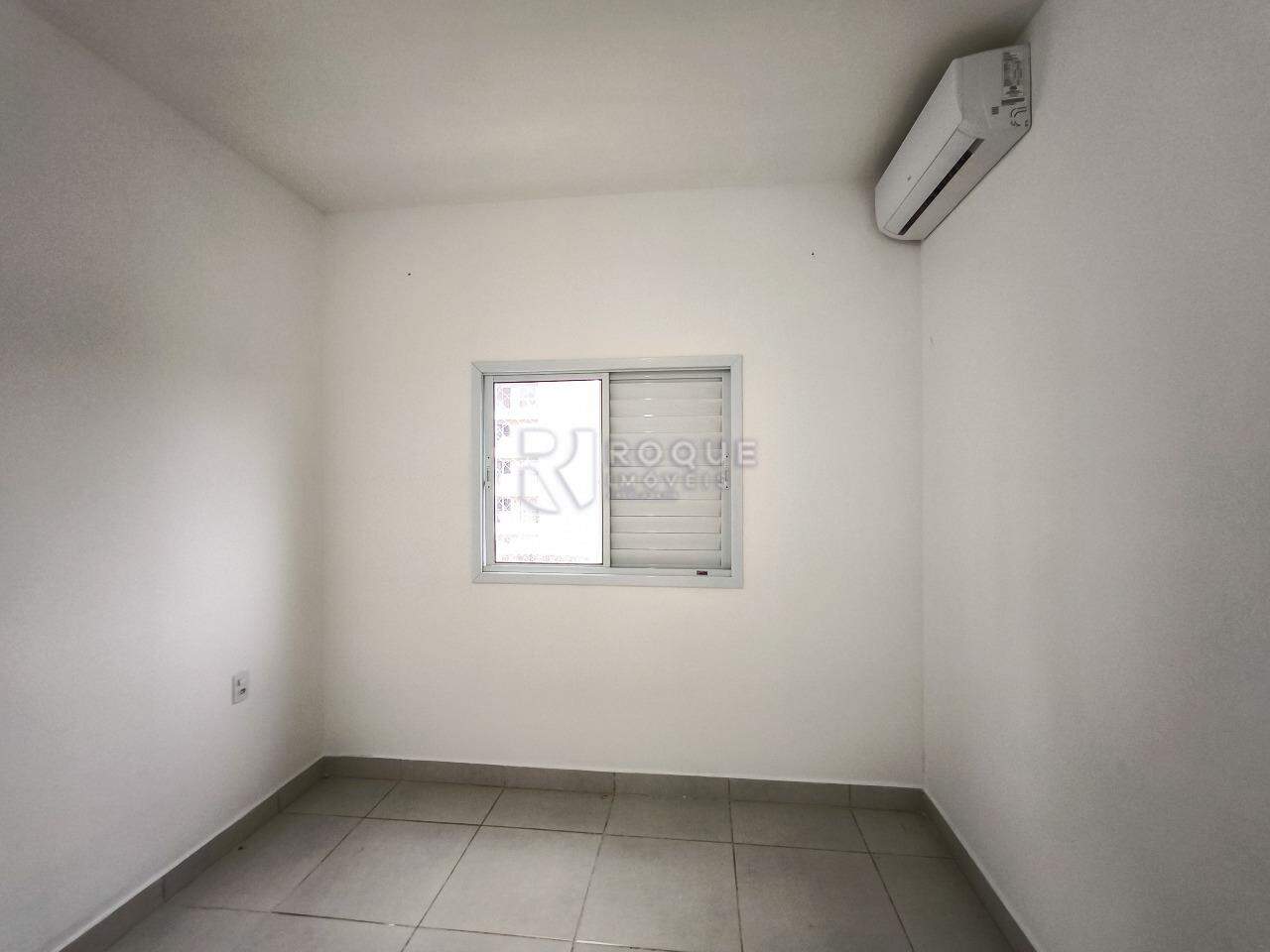 Apartamento à venda no bairro Jardim Santa Adélia: DORMITÓRIO 2