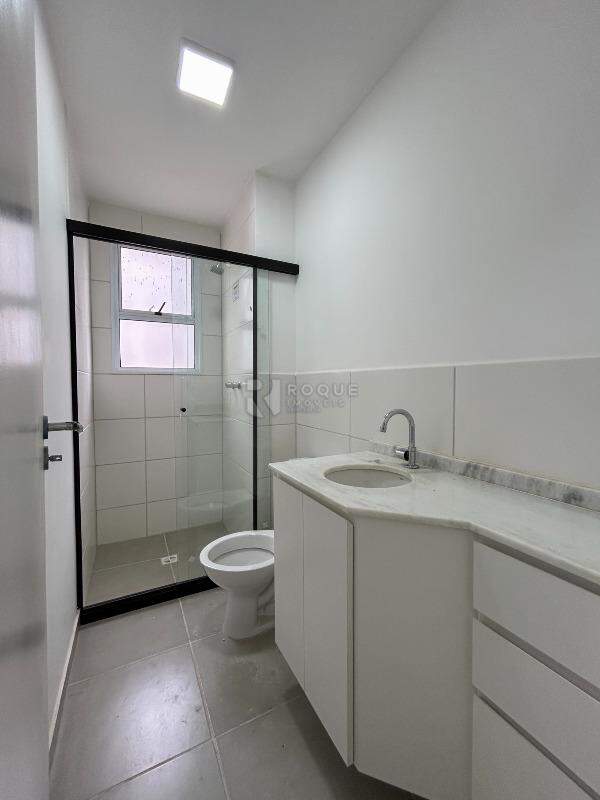 Apartamento para aluguel no bairro Jardim do Lago: WC social