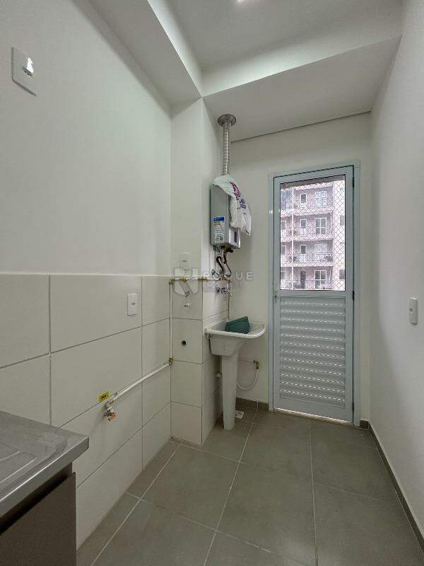 Apartamento para aluguel no bairro Jardim do Lago: Área de serviço