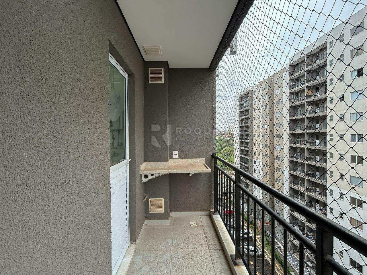 Apartamento para aluguel no bairro Jardim do Lago: Sacada