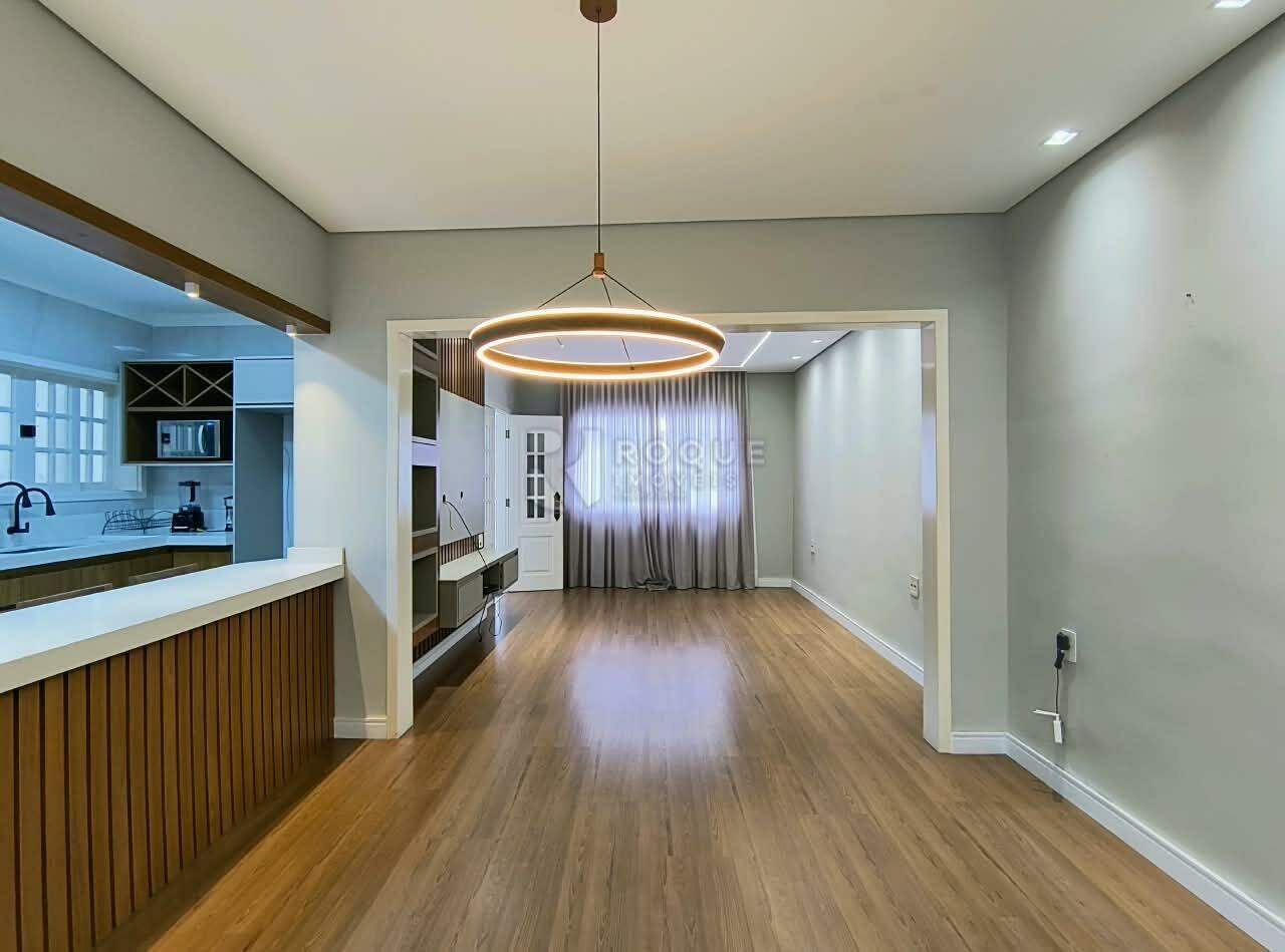 Casa em condomínio para aluguel no bairro Jardim Residencial Alto Da Capela: Sala de jantar