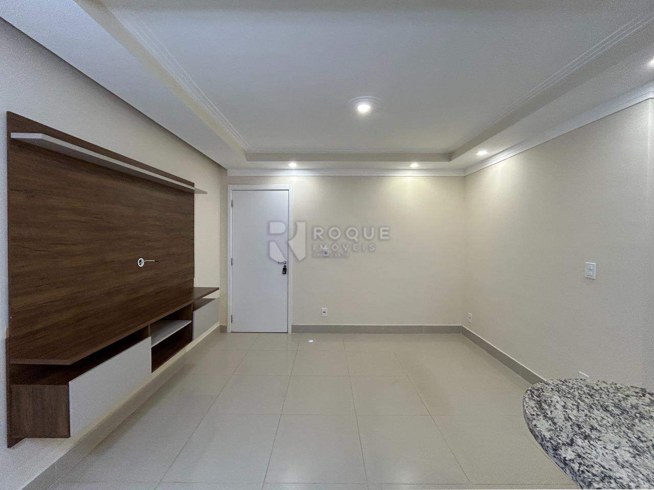 Apartamento para aluguel no bairro Chácaras Antonieta: Sala