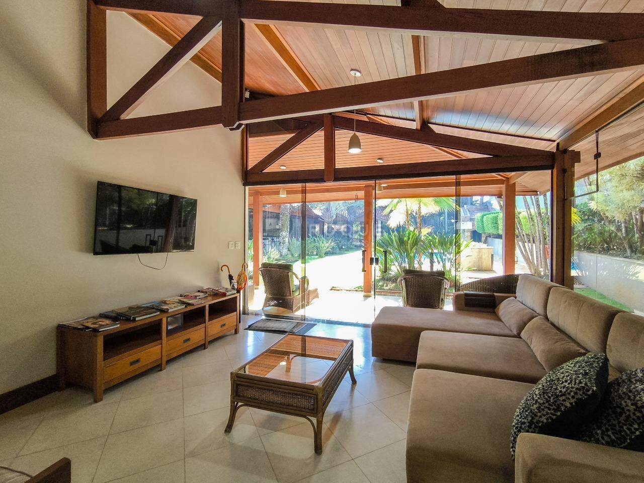 Casa em condomínio para aluguel no bairro Estância Eldorado: SALA DE ESTAR