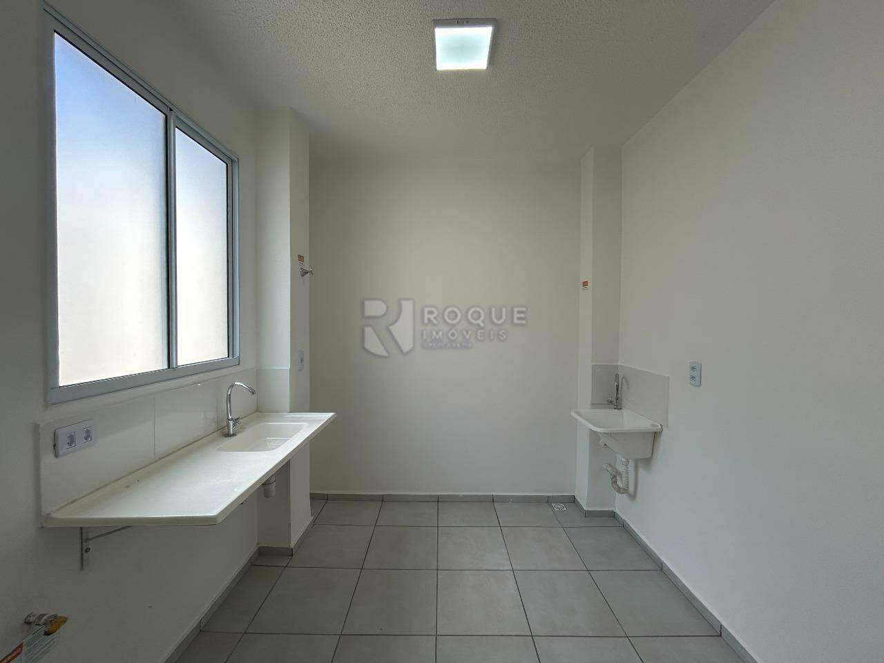 Apartamento para aluguel no bairro Fazenda Duas Barras: Cozinha 