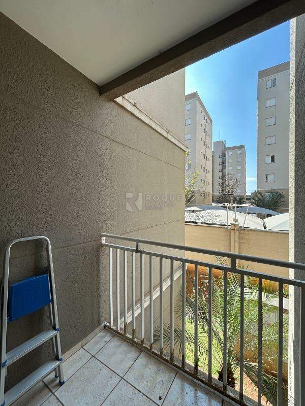 Apartamento para aluguel no bairro Residencial Rubi: Sacada