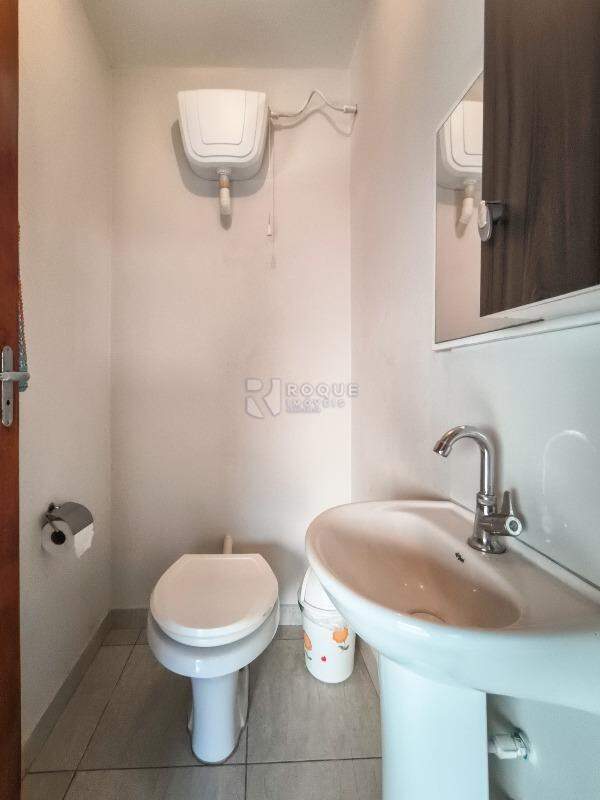 Casa Residencial à venda no bairro Parque Pompeu: BANHEIRO ÁREA GOURMET