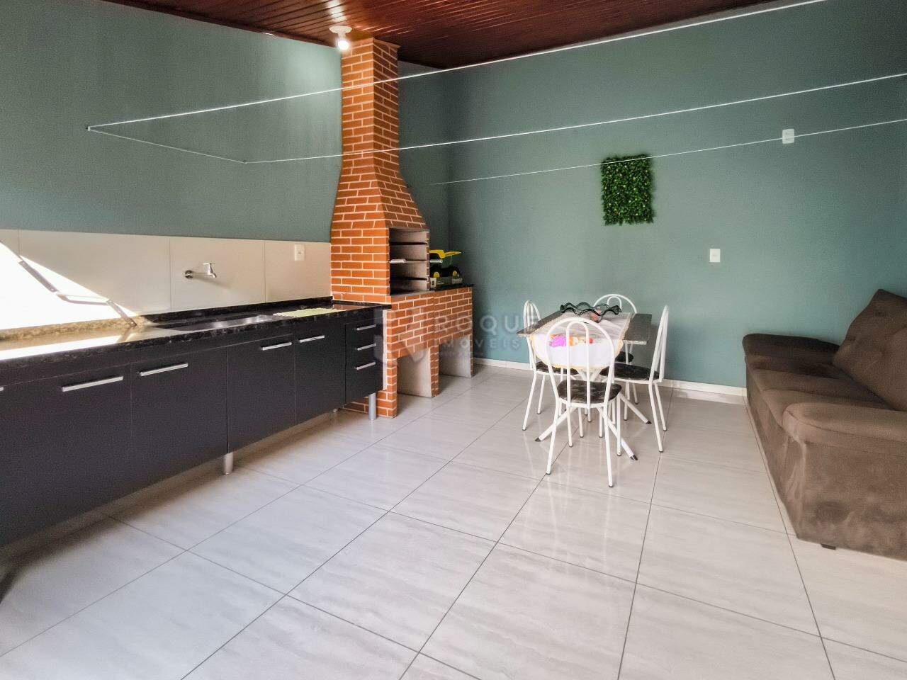 Casa Residencial à venda no bairro Parque Pompeu: ÁREA GOURMET