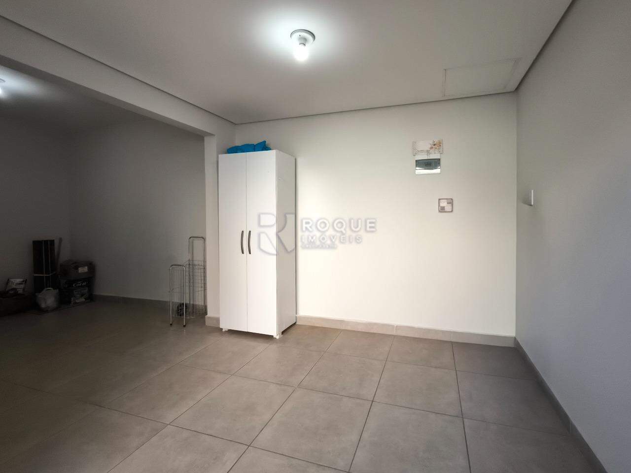 Casa Residencial à venda no bairro Parque Pompeu: DEPÓSITO