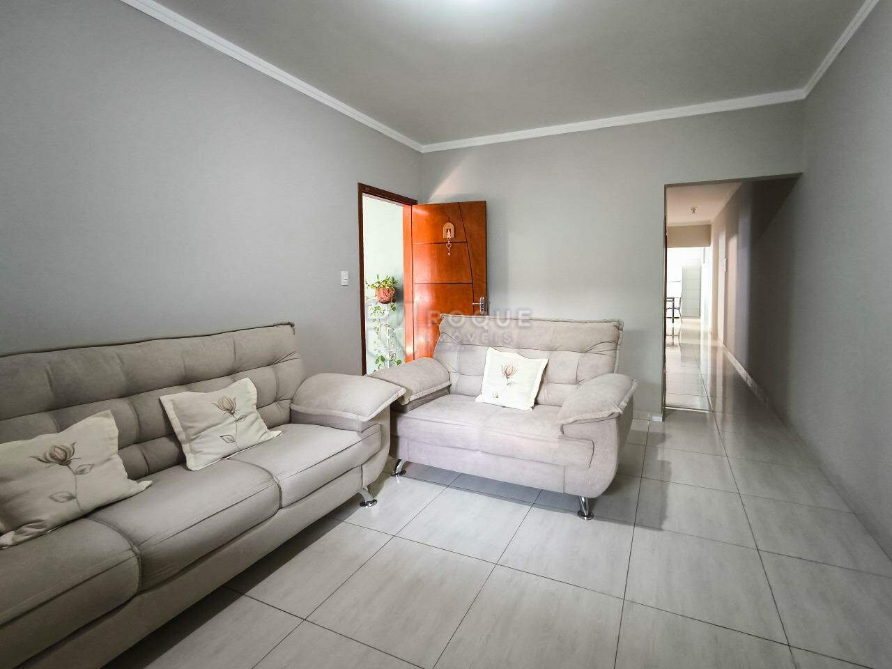 Casa Residencial à venda no bairro Parque Pompeu: SALA DE ESTAR