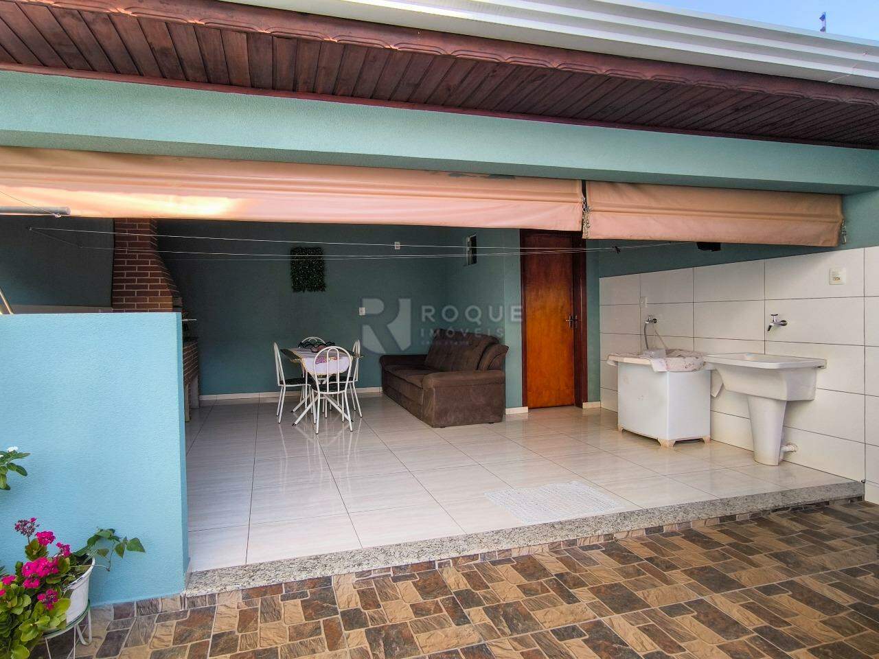 Casa Residencial à venda no bairro Parque Pompeu: RANCHO