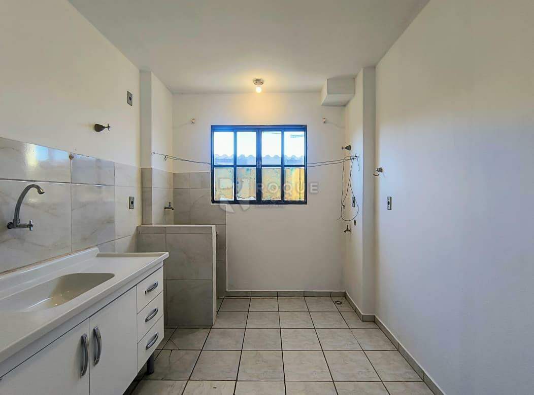 Apartamento para aluguel no bairro Parque Residencial Abílio Pedro: Cozinha