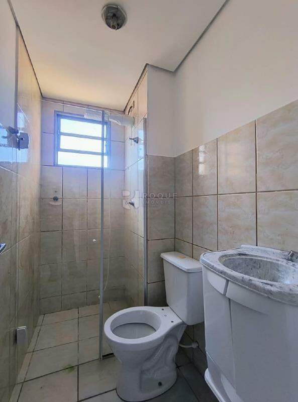 Apartamento para aluguel no bairro Parque Residencial Abílio Pedro: Wc social