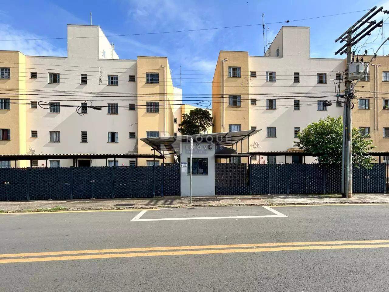 Apartamento para aluguel no bairro Parque Residencial Abílio Pedro: Fachada