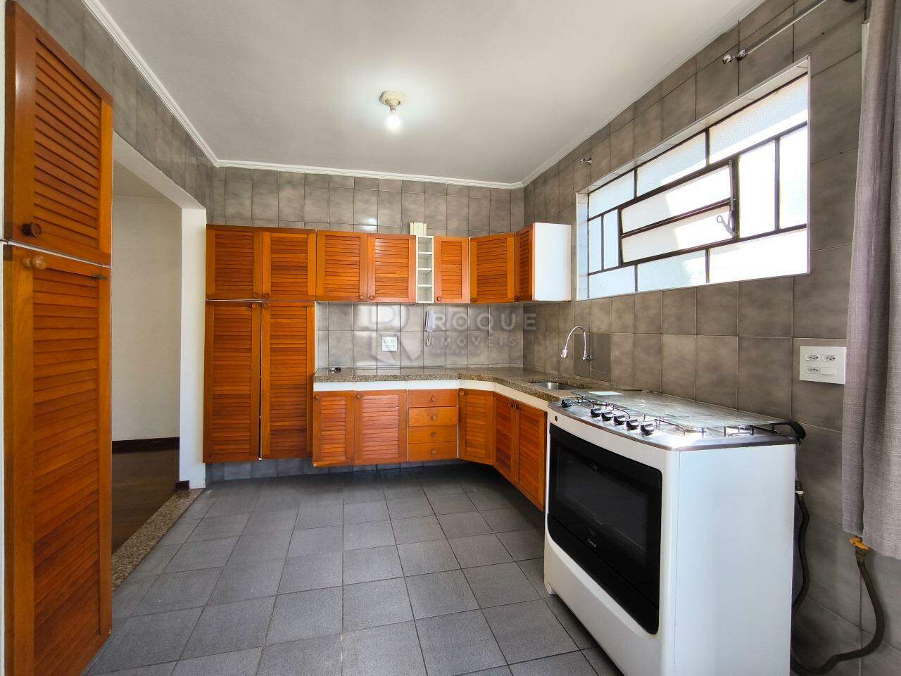 Apartamento para aluguel no bairro Vila Independência: COZINHA