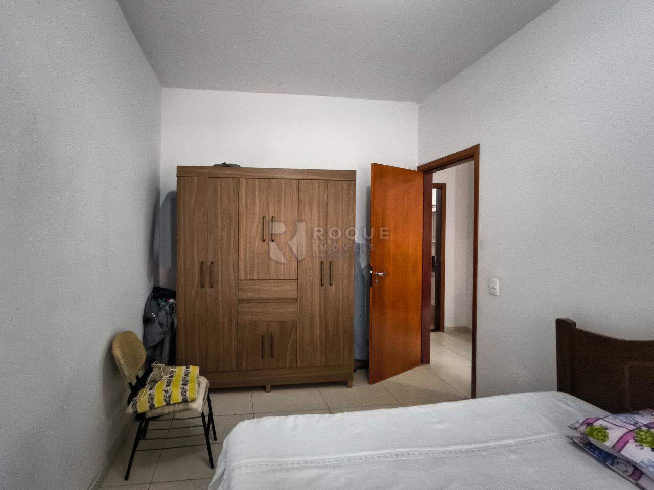 Casa Residencial à venda no bairro Jardim Residencial Village: DORMITÓRIO