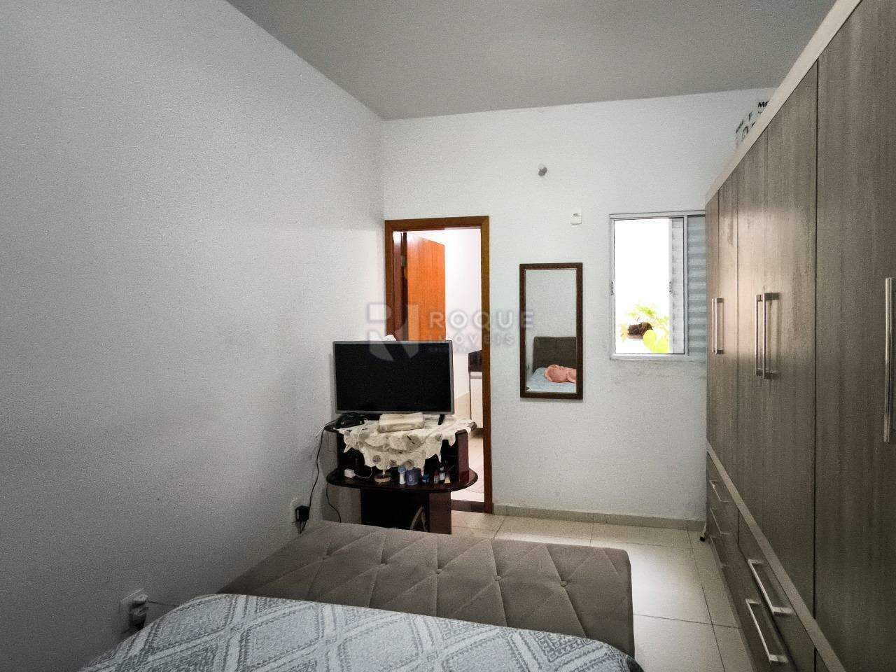 Casa Residencial à venda no bairro Jardim Residencial Village: SUÍTE
