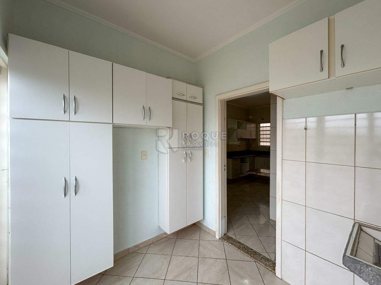 Casa Residencial para aluguel no bairro Jardim Brasil: Área de serviço 