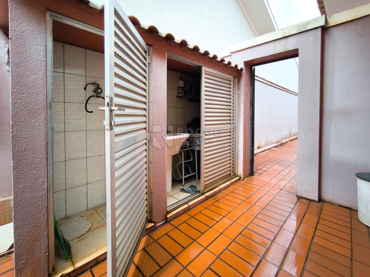 Casa em condomínio à venda no bairro Parque São Bento: ÁREA DE SERVIÇO