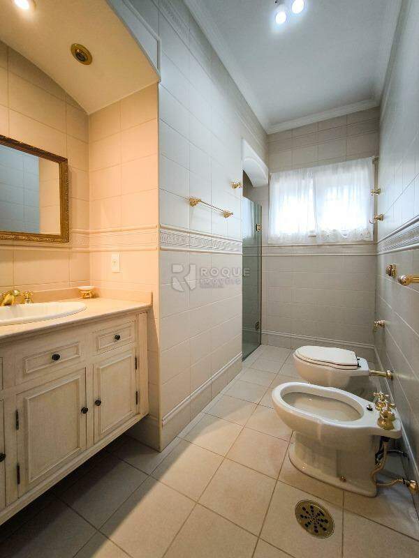Casa em condomínio à venda no bairro Parque São Bento: WC SUÍTE 2