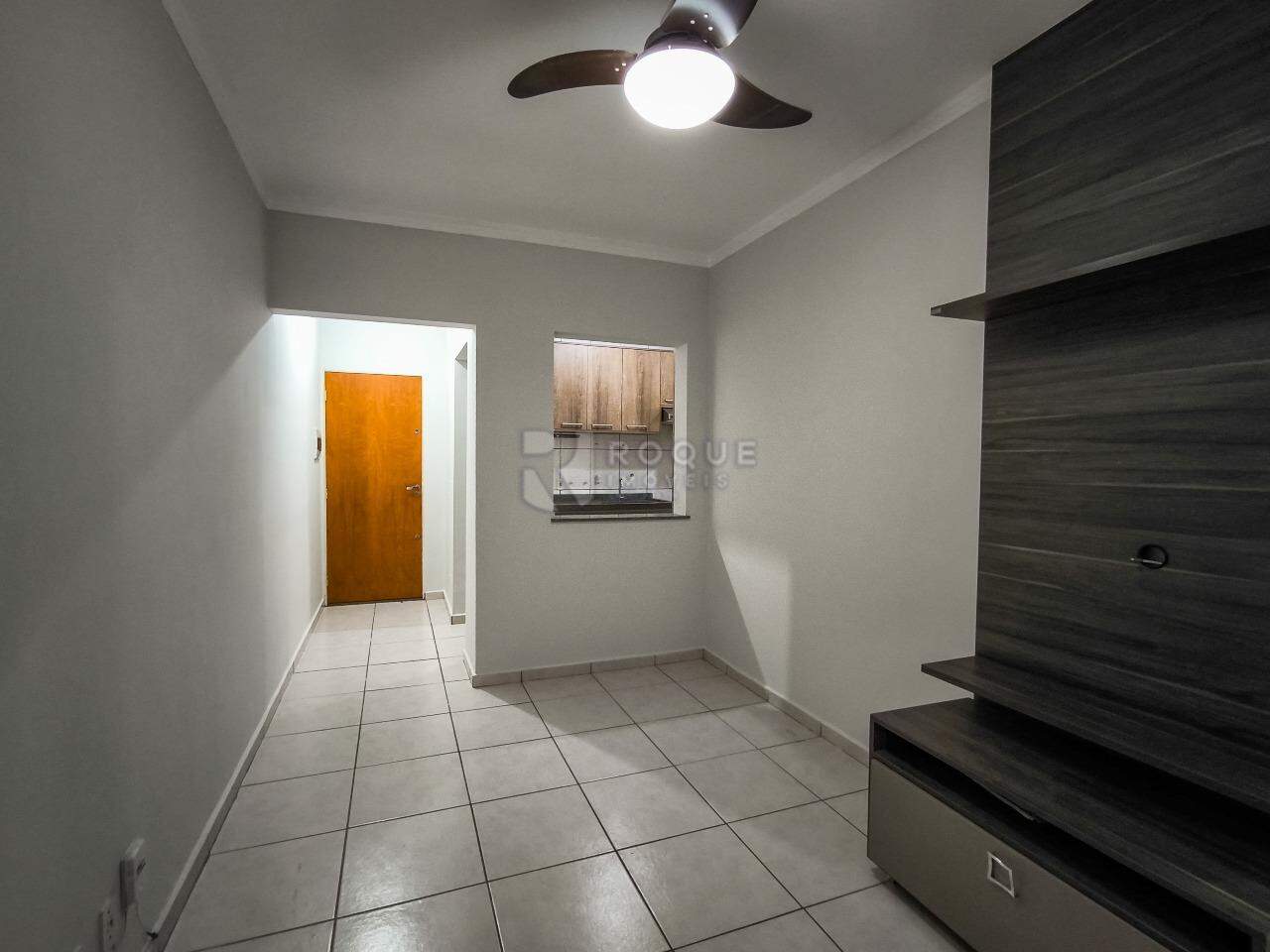 Apartamento à venda no bairro Vila Queiroz: SALA DE ESTAR