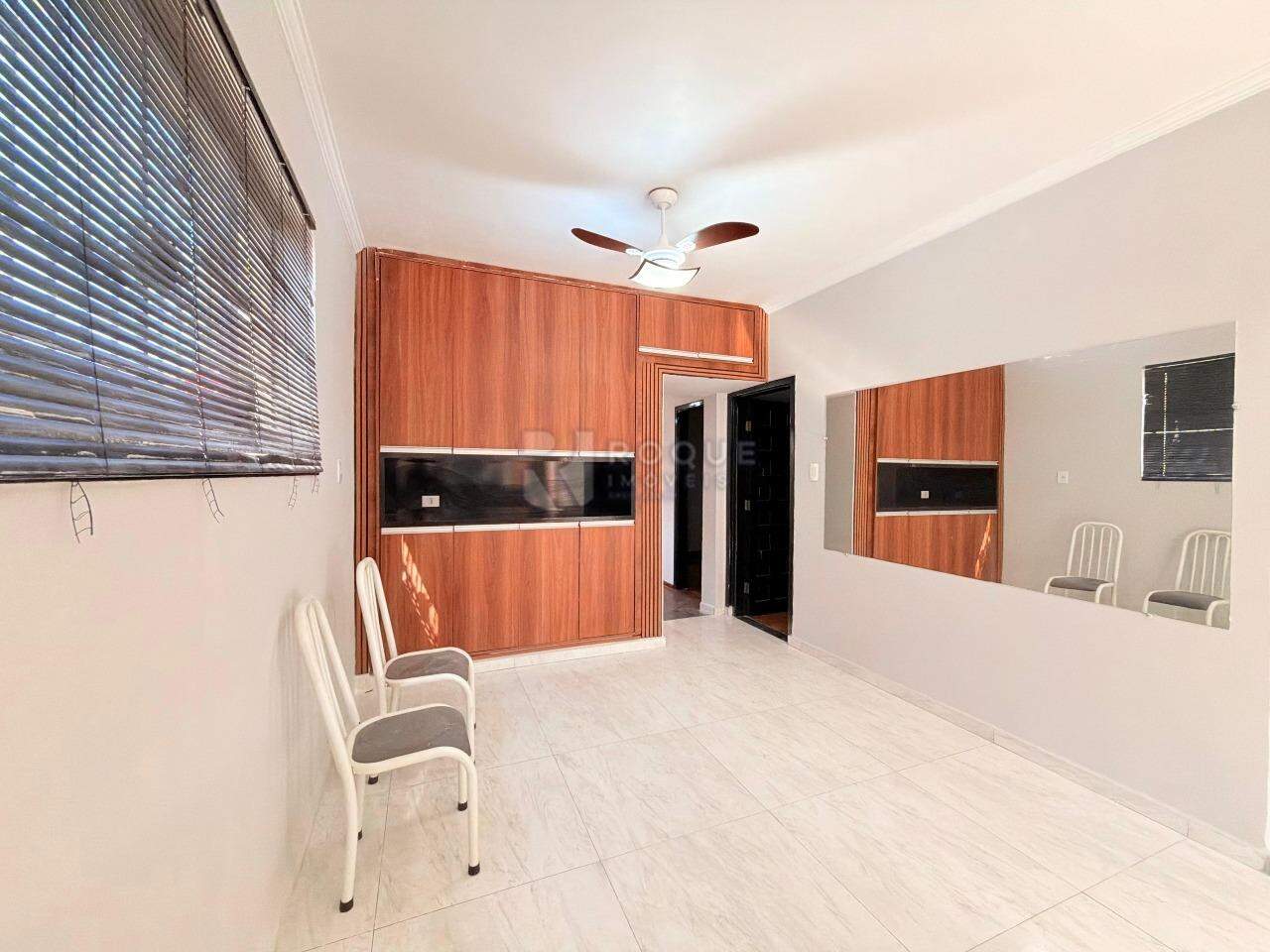 Casa Residencial para aluguel no bairro Jardim Rossi: Sala