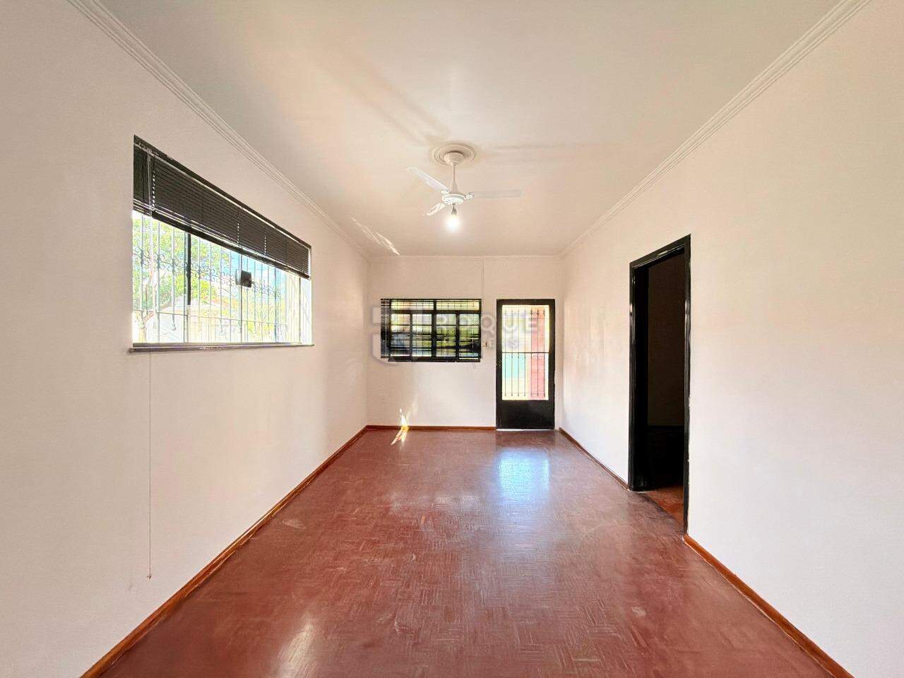 Casa Residencial para aluguel no bairro Jardim Rossi: Sala