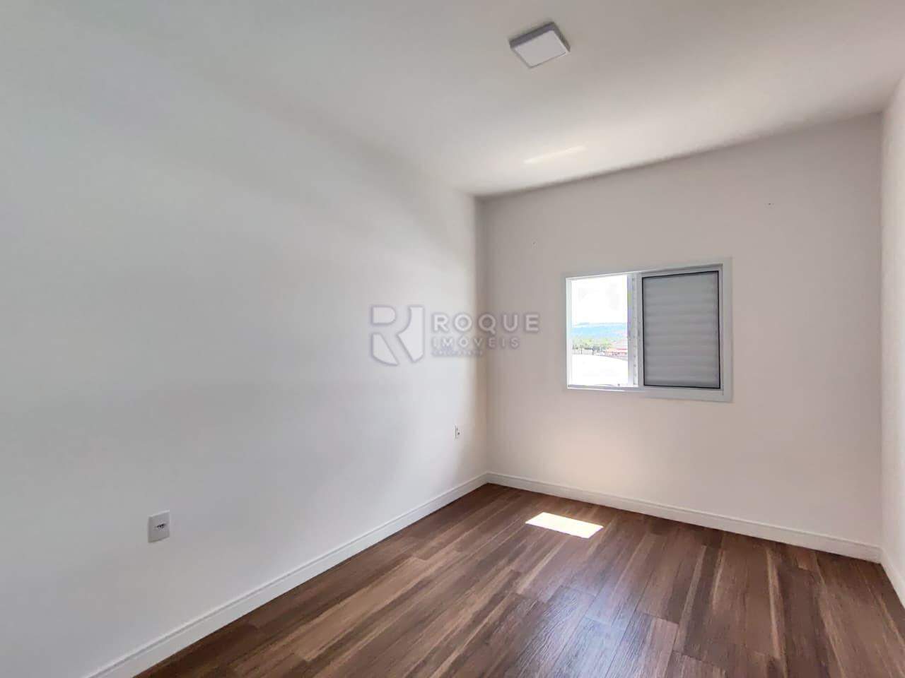 Apartamento à venda no bairro Jardim Santa Adélia: Dormitório 01