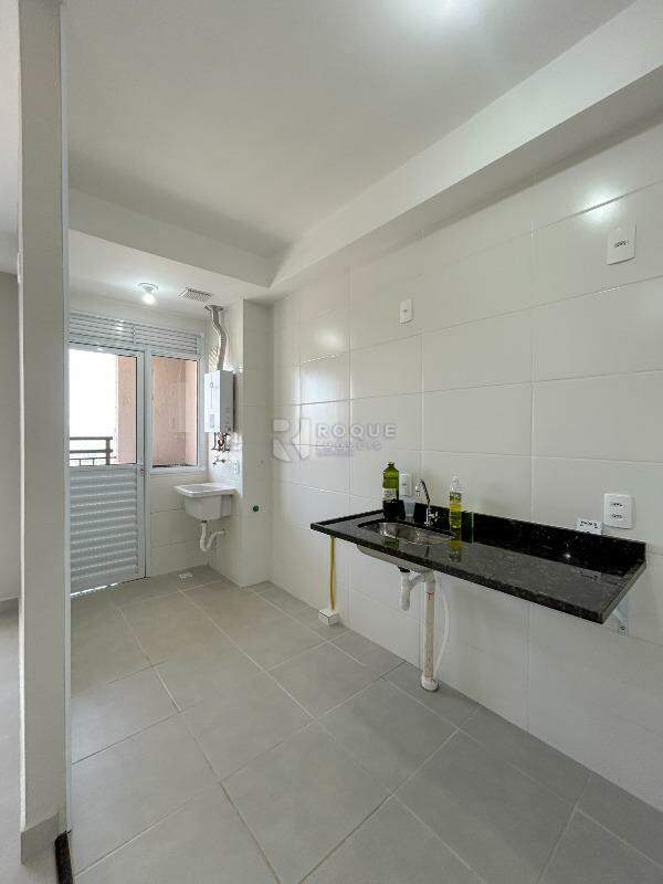 Apartamento para aluguel no bairro Jardim Santa Adélia: Cozinha