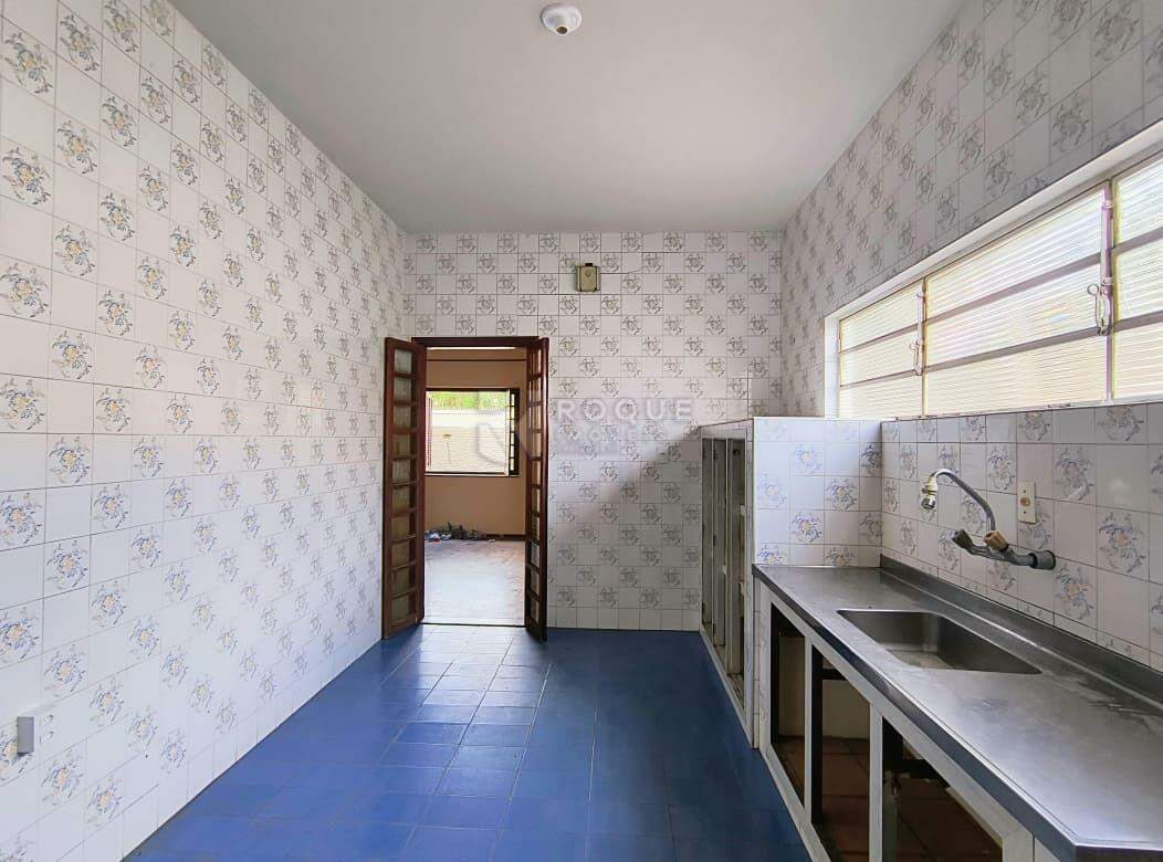 Casa Residencial para aluguel no bairro Jardim Mercedes: Cozinha 