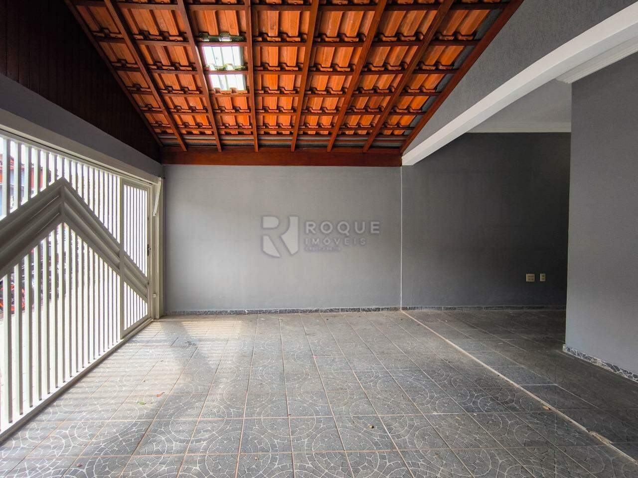 Casa Residencial à venda no bairro Vila Rocha: GARAGEM