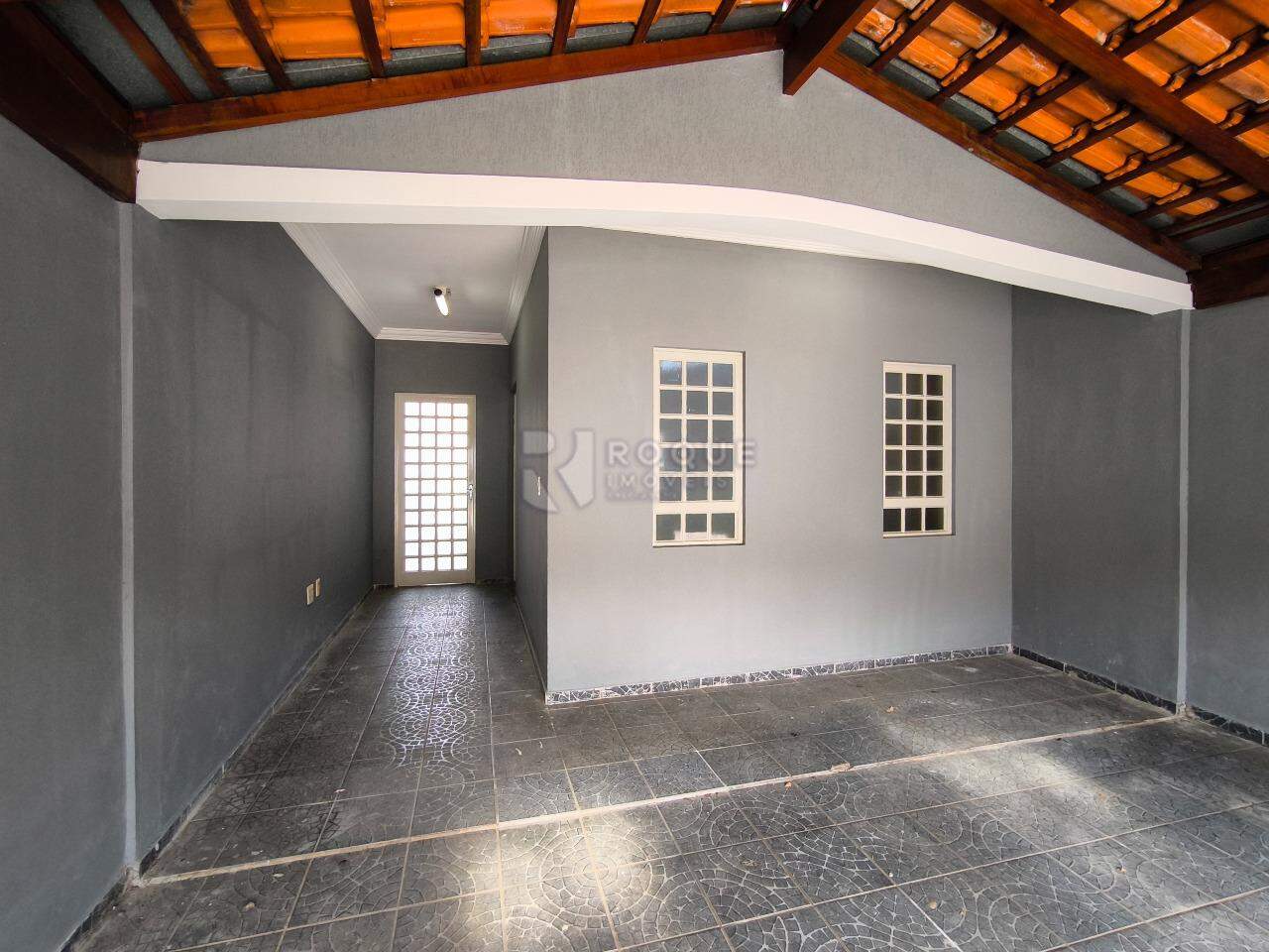 Casa Residencial à venda no bairro Vila Rocha: FRENTE