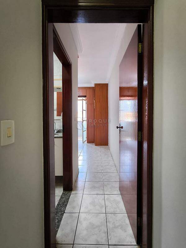 Casa Residencial à venda no bairro Vila Rocha: SUÍTE