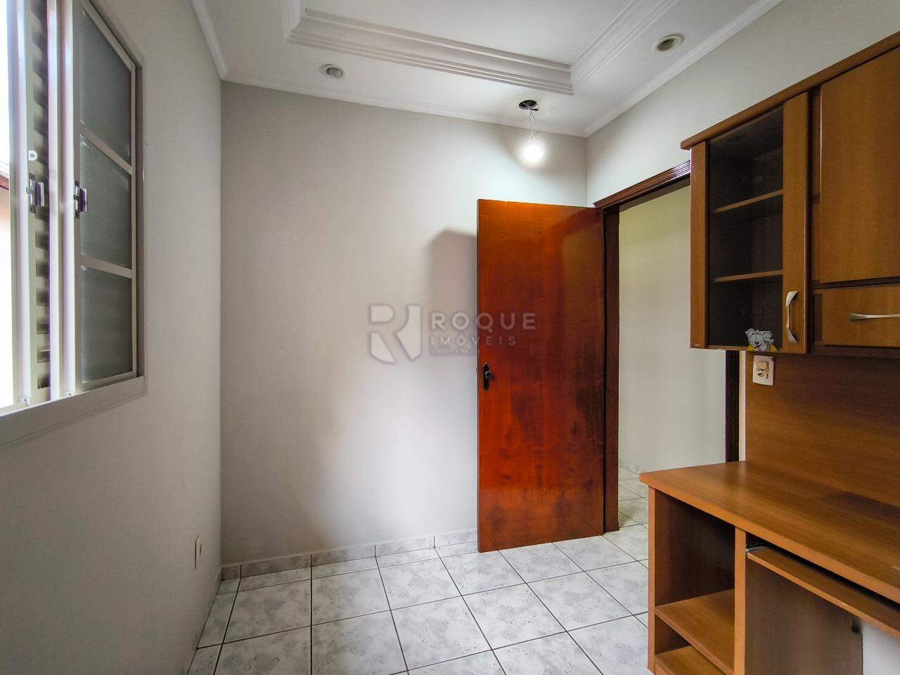 Casa Residencial à venda no bairro Vila Rocha: DORMITÓRIO