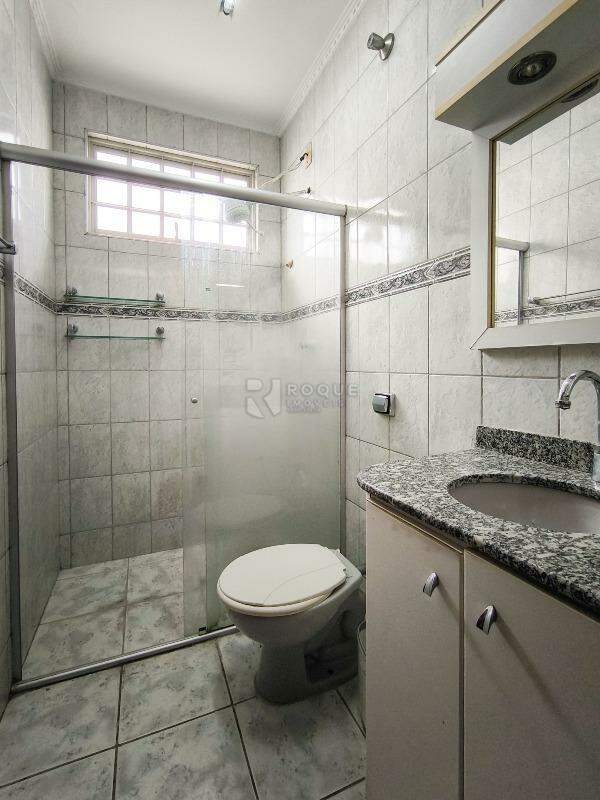 Casa Residencial à venda no bairro Vila Rocha: BANHEIRO SOCIAL