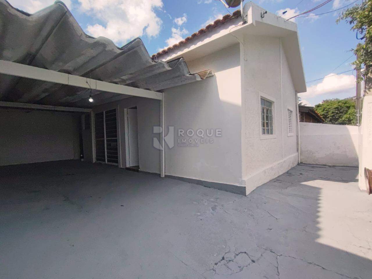 Casa Residencial para aluguel no bairro Jardim Ouro Verde: Quintal
