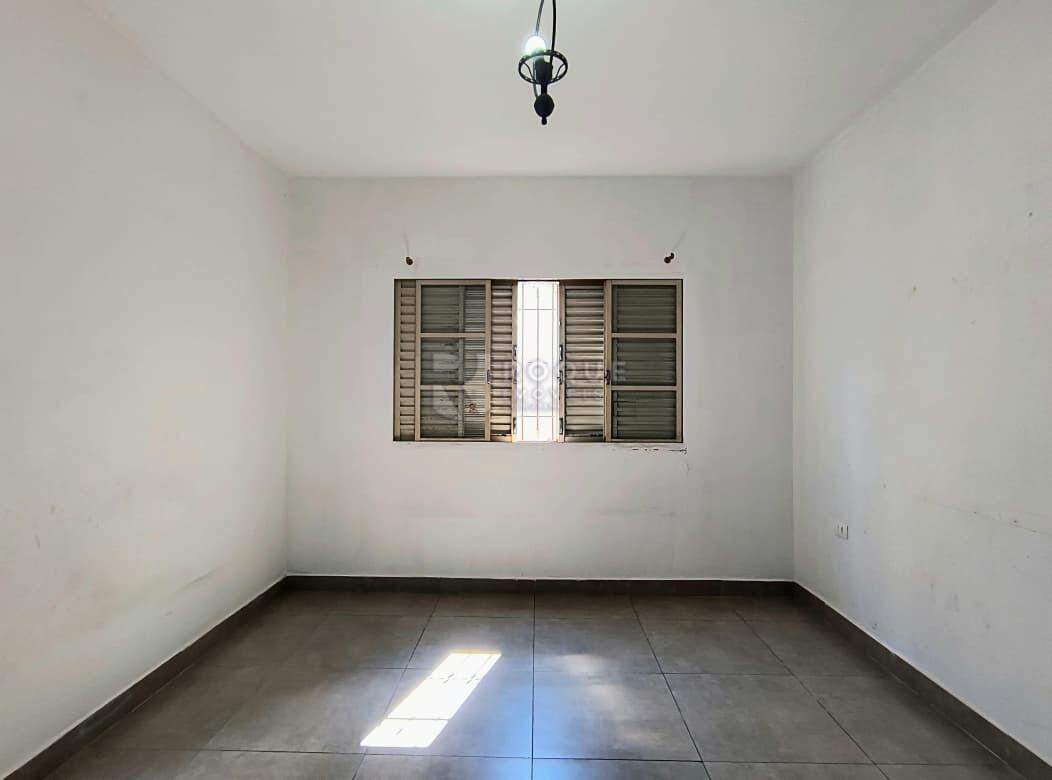 Casa Residencial para aluguel no bairro Jardim Nova Itália: Dormitório 02