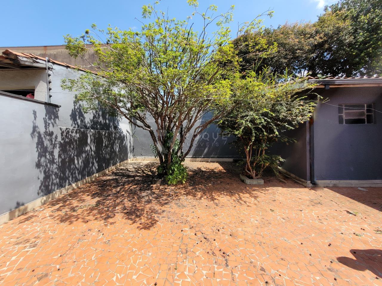 Casa Residencial à venda no bairro Jardim Piratininga: QUINTAL