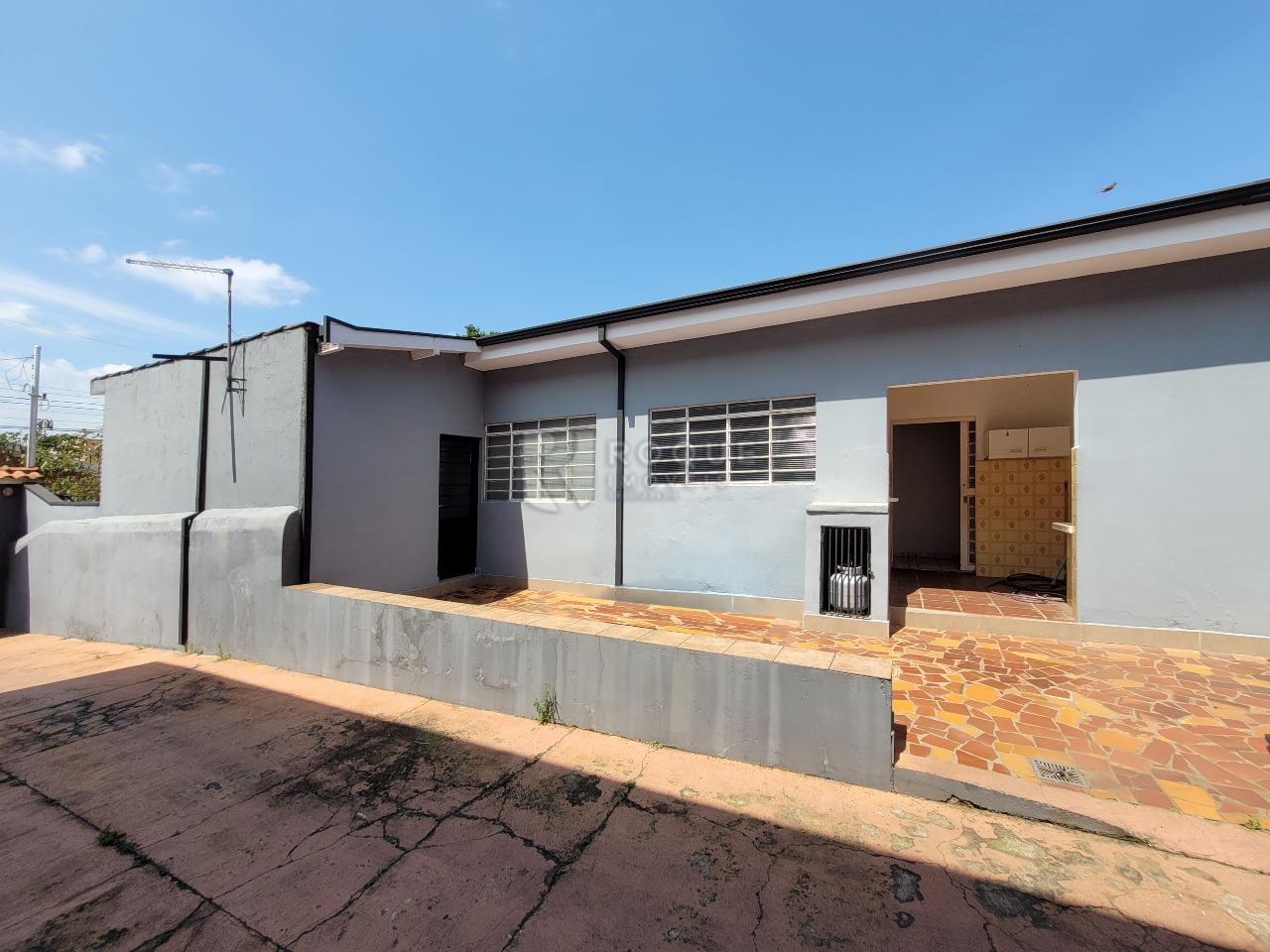 Casa Residencial à venda no bairro Jardim Piratininga: EDÍCULA FUNDOS