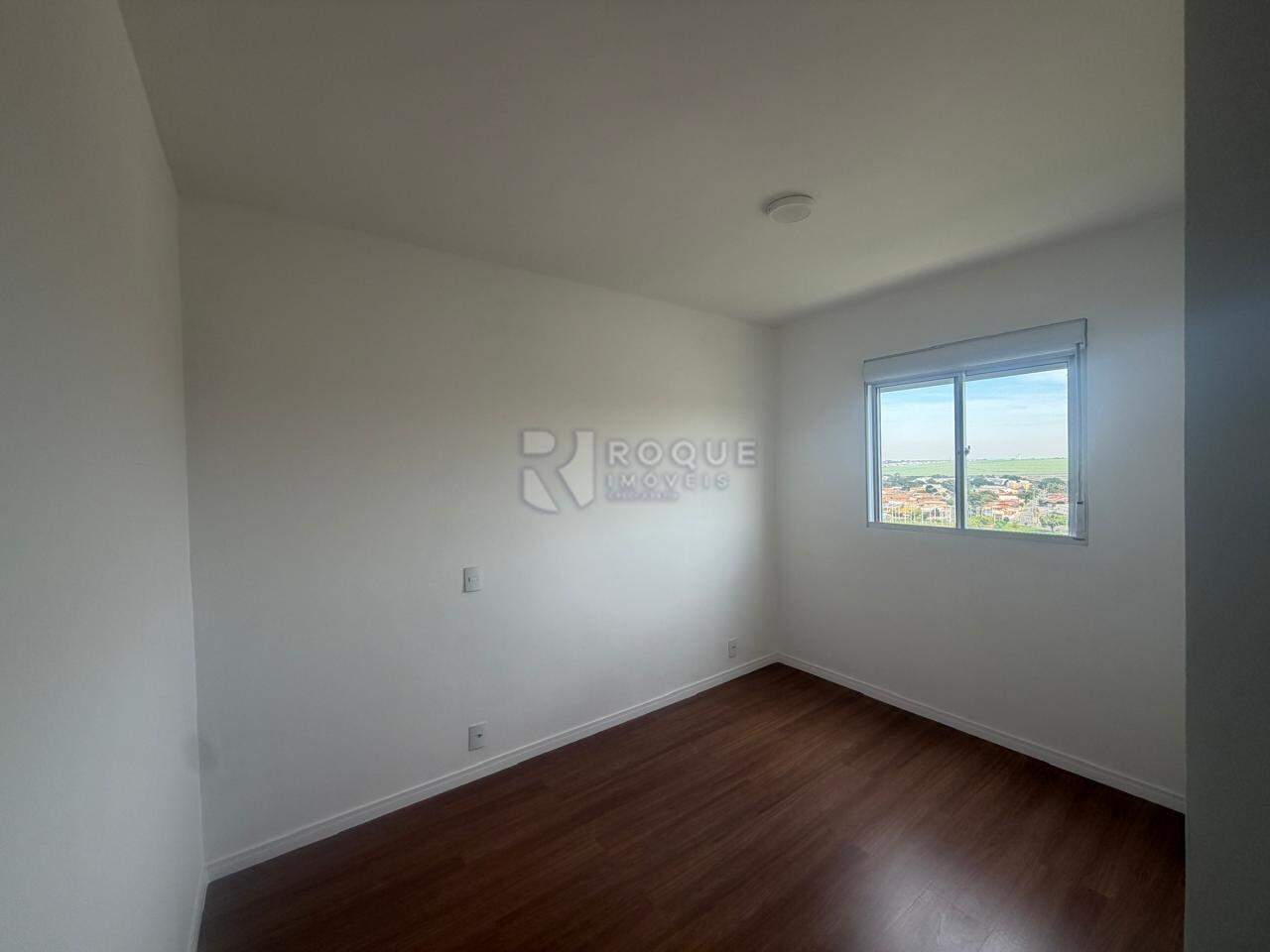 Apartamento para aluguel no bairro Chácaras Antonieta: Dormitório 01