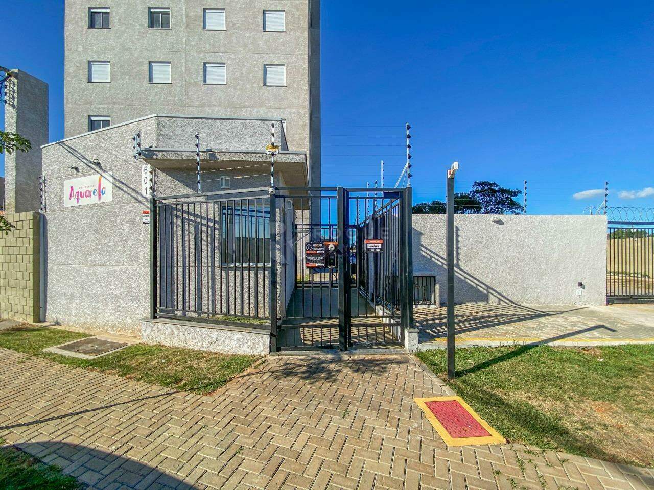 Apartamento para aluguel no bairro Chácaras Antonieta: Fachada